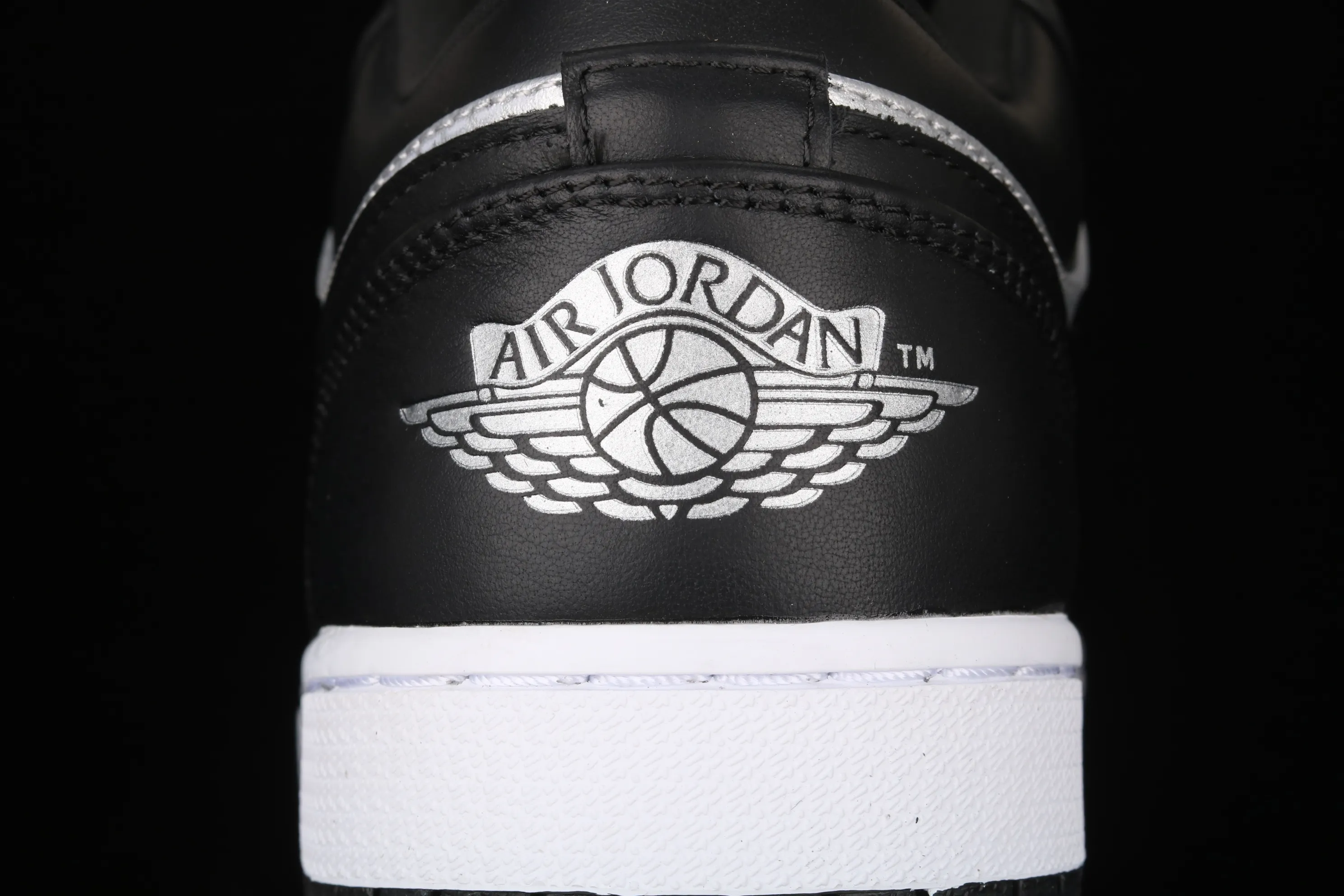 All categories Air Jordan Jordan series basketball shoes Air Jordan 1 Low Air Jordan 1 Low AJ1 Joe 1 low-top cultural and leisure sports sneakers DA5551-001